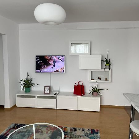 Alma Apartments Szucsáva Kültér fotó