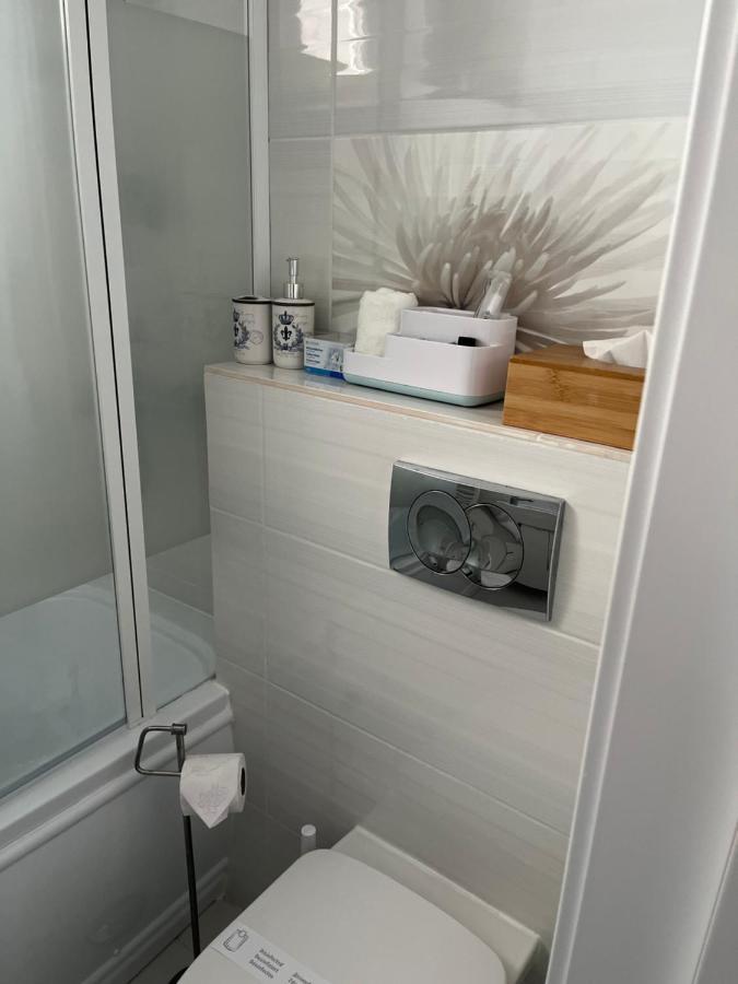 Alma Apartments Szucsáva Kültér fotó