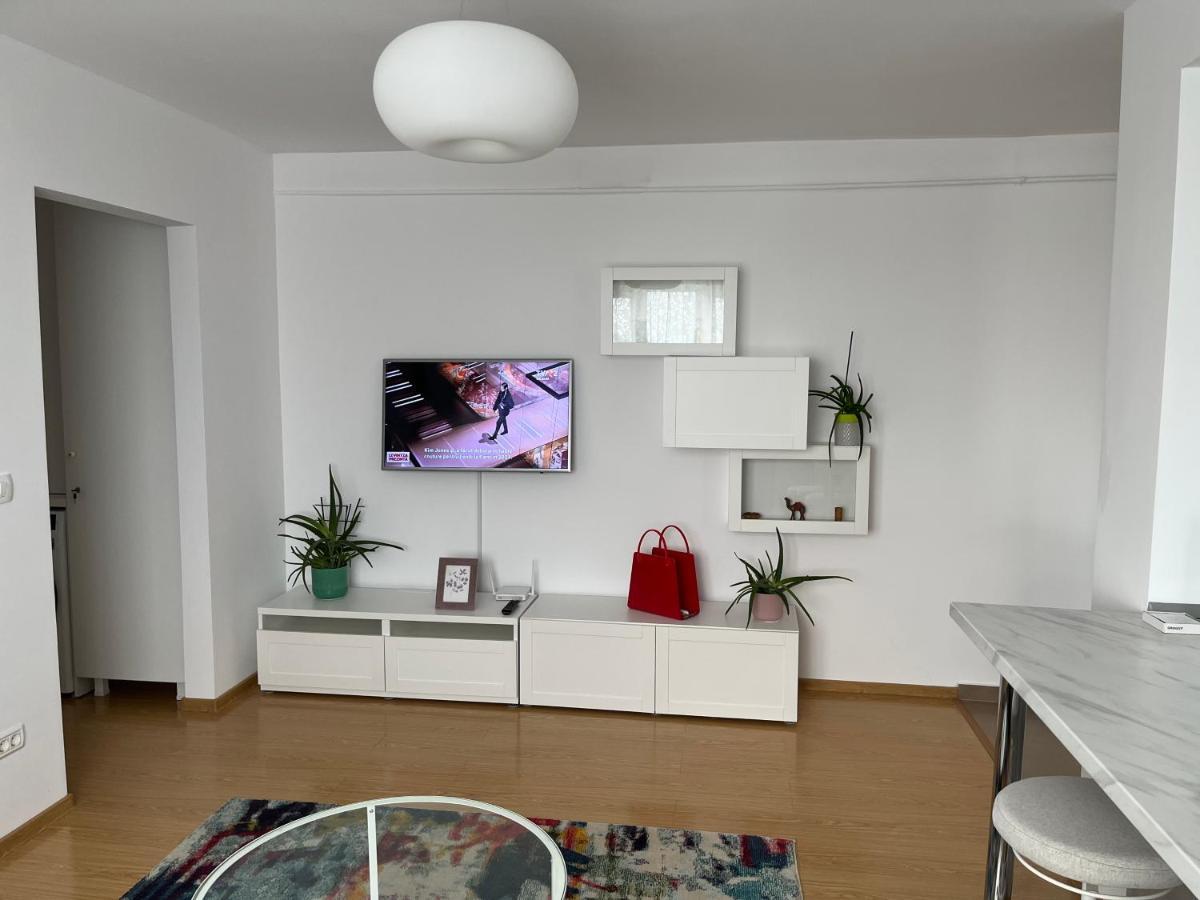 Alma Apartments Szucsáva Kültér fotó