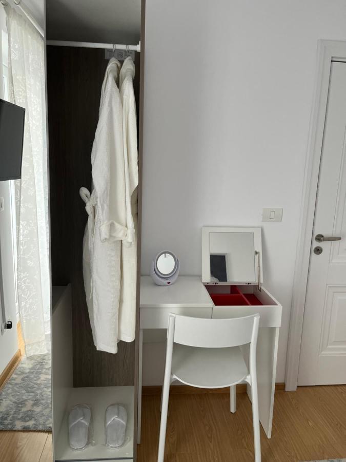 Alma Apartments Szucsáva Kültér fotó